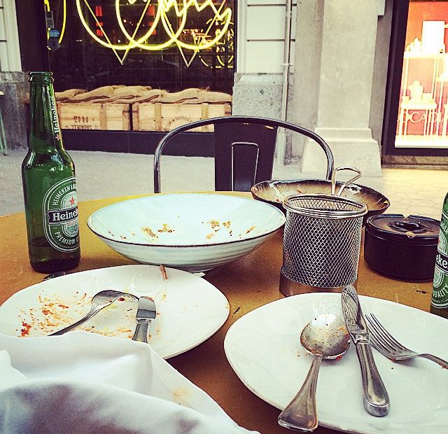 Platos Vacios Comida En Barcelona