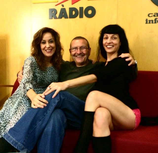 Roser Amills Amb Adolf Tobena I Maria De La Pau Janer A Catalunya Radio