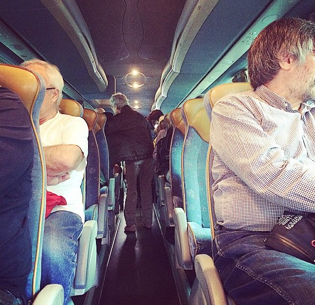 Roser Amills Autobus Pintar De Groc Poblenou Del Delta