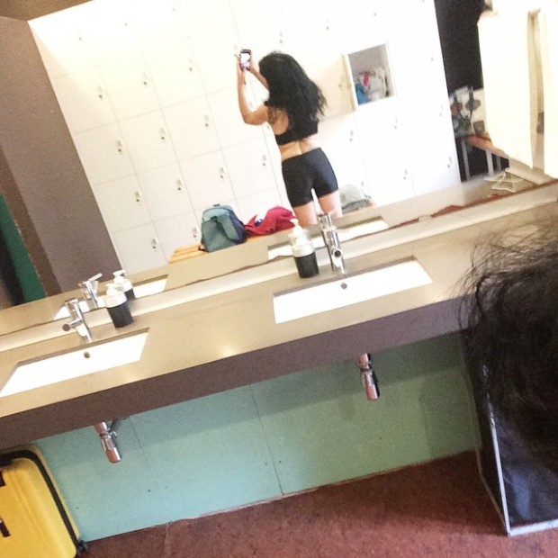 roser amills bikram yoga short