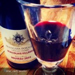 Nostalgia de beaujolais!! (Repost @star_rain_works) - Roser Amills, escritora mallorquina