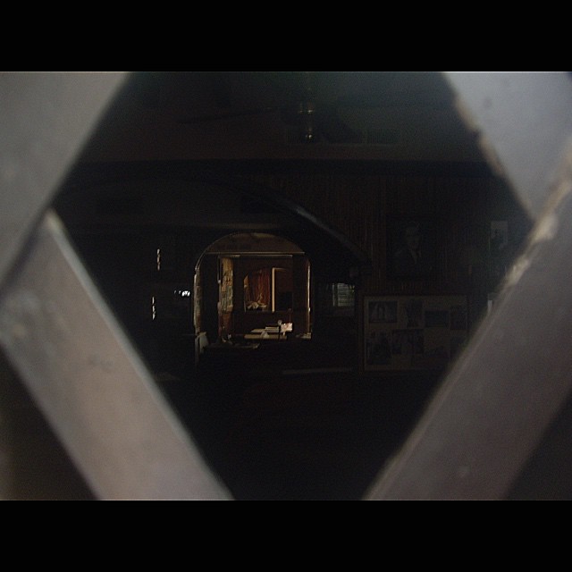 local cerrado y abandonado de el terreno de palma donde tomaba sus copas errol flynn