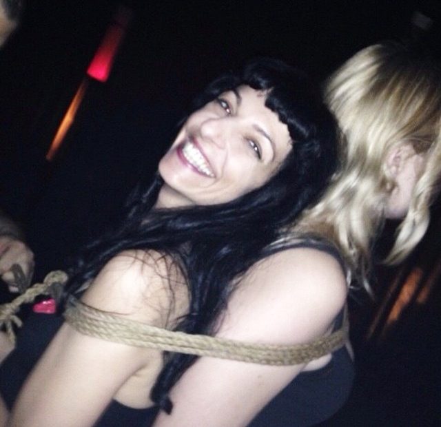 Roser Amills bondage