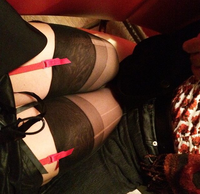 Roser Amills Cumpleanos En La Orbita De Io