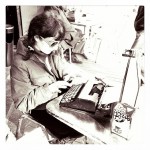 Roser Amills maquina de escribir bar zurich