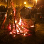 Fogueró entre reixes :(( #fogueronsagracia #sommallorquina - Roser Amills, escritora mallorquina