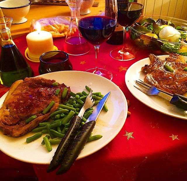 Cena año nuevo roser amills y victor amela