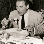 Errol Flynn Cena En El Patio Mallorca