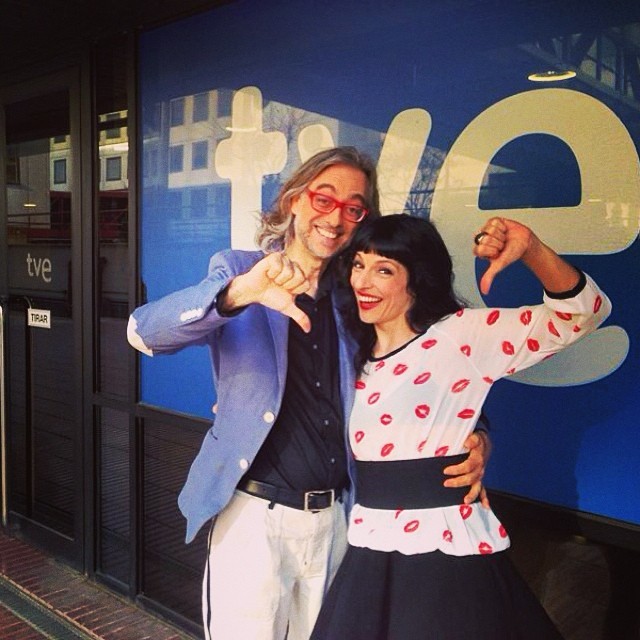 pareja victor amela y roser amills tve