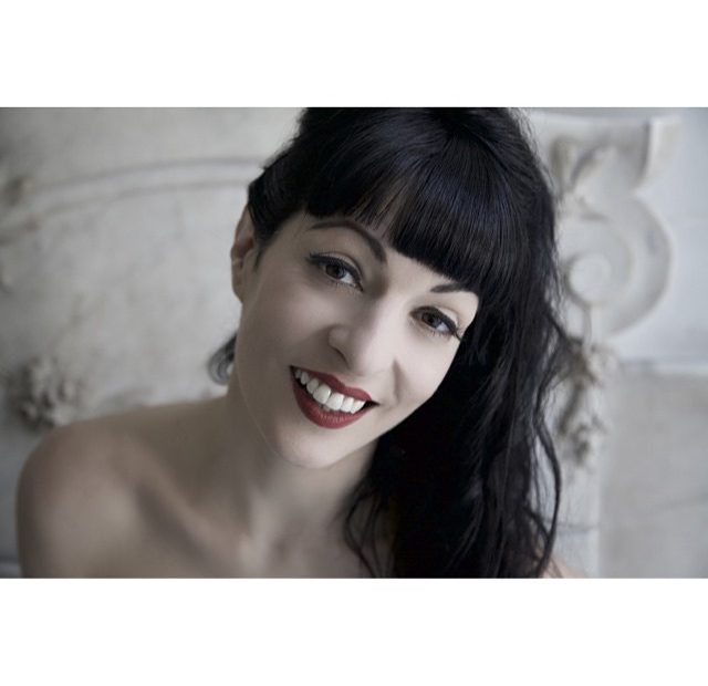 Roser Amills por guy aelbrecht años 50