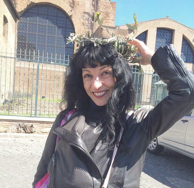 Roser Amills Corona De Olivo En Roma