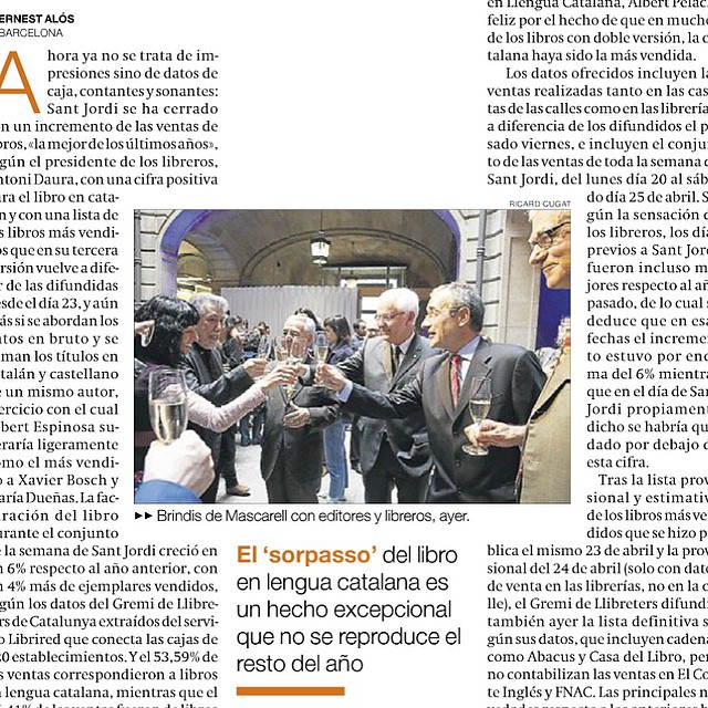 Donde escriben "editores" léase "autores", Jordi Sierra i Fabra y servidora ;)) El Periódico de hoy, p. 48