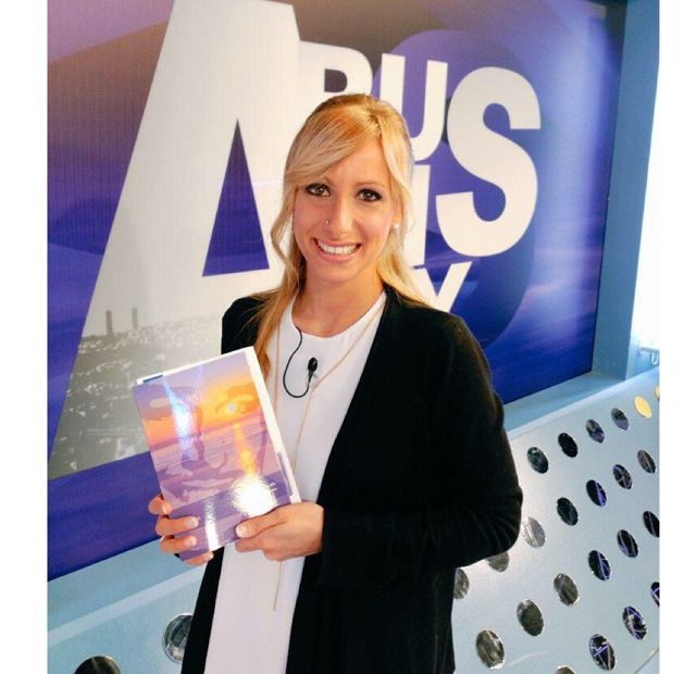 Gisela Matecheck Lectora De Arucitys De El Ecuador De Ulises De Roser Amills