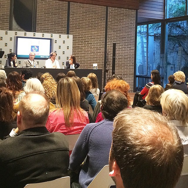 Público en la presentación del libro de David Barba con Joan Garriga