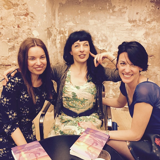 Roser Amills Con Vanessa Pena