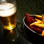 ara beurem i picarem sans i saludables, que després he de parlar de cigales a la ràdio - Roser Amills, escritora mallorquina