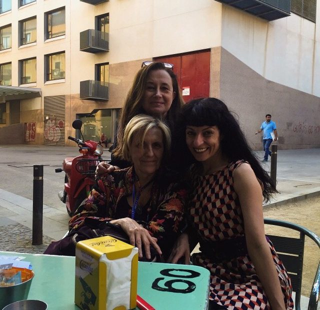 Roser Amills Con Carlota Basil Y Elisenda Roca Filmoteca