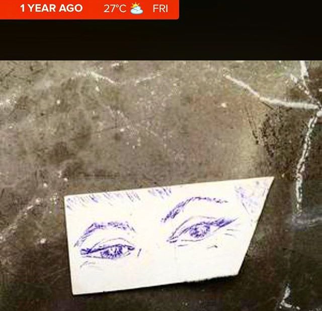 ojos de roser amills dibujados por victor amela