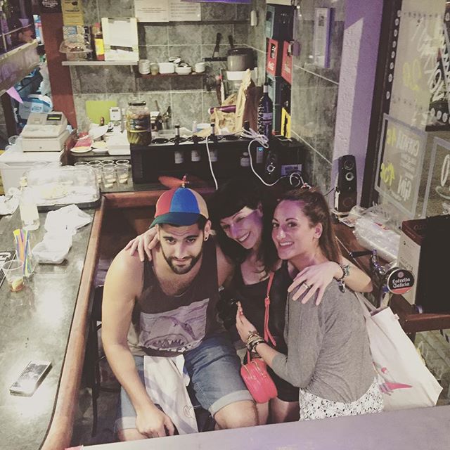 roser amills con elena capel en el pietro