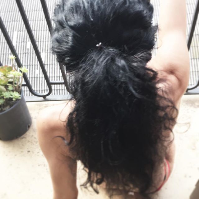 roser amills en el balcon