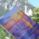 El Ecuador de Ulises de viaje. Al fondo el Castillo de Neuschwanstain , cerca de Füssen.