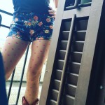 Topos, flores y día de lluvia: un beso de buenas tardes! - Roser Amills, escritora mallorquina