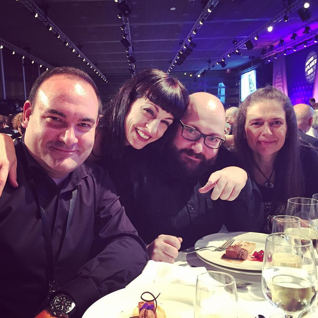 roser amills en el premio planeta con anika entre libros