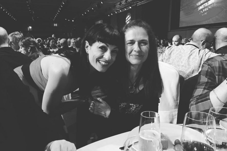 roser amills en el premio planeta con anika entre libros