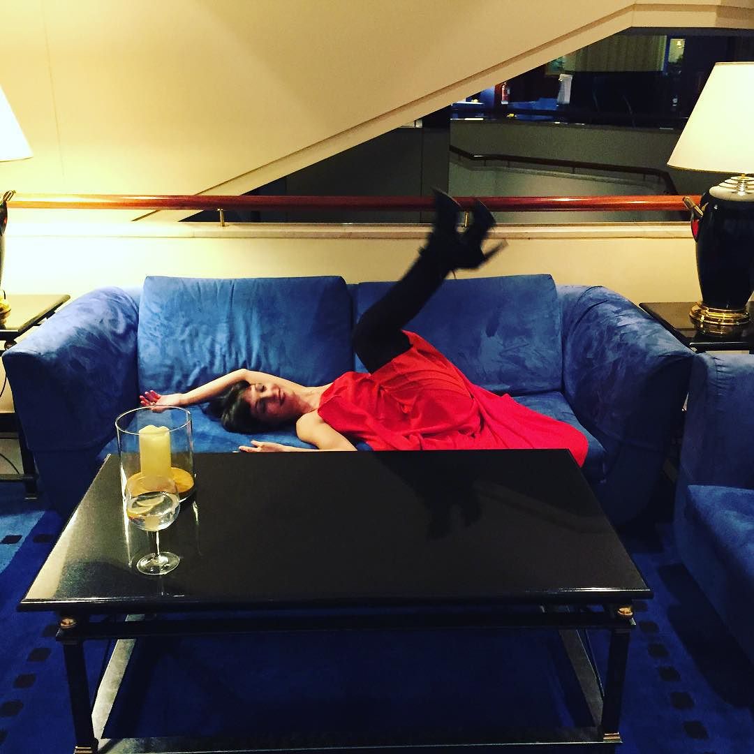 Roser Amills Vestido Rojo