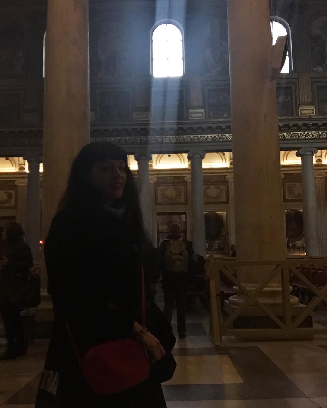 Aquí estoy, de visita a la puerta santa de la basílica romana de Santa Maria Maggiore