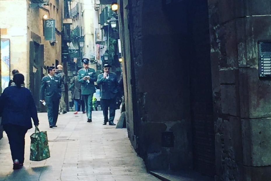 guardia civil en barcelona