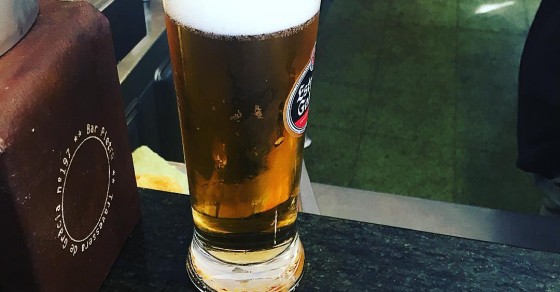 Las mejores cañas de Barcelona, en el Bar Pietro !!! #amoraprimeravista #barridegracia - Roser Amills, escritora mallorquina