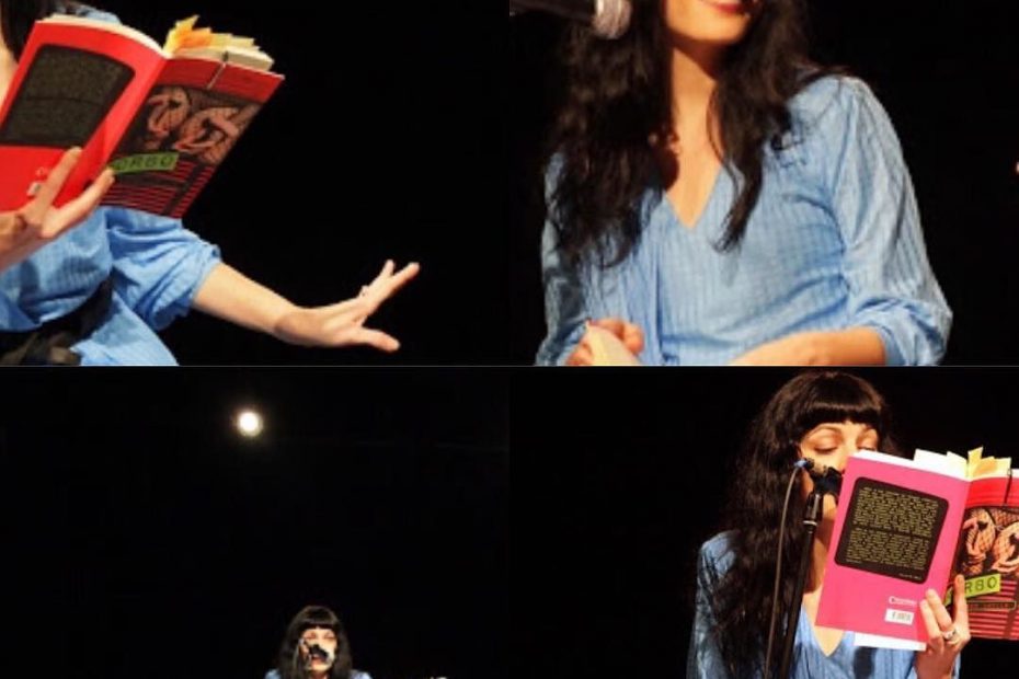 Roser Amills recita en el Antic Teatre de Barcelona