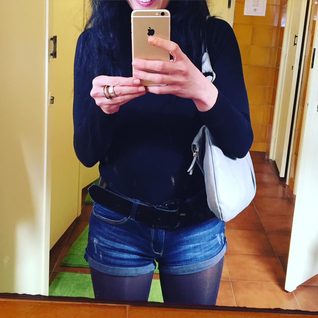 ¡Buenas tardes, almas bonitas!!! Amills Public WC