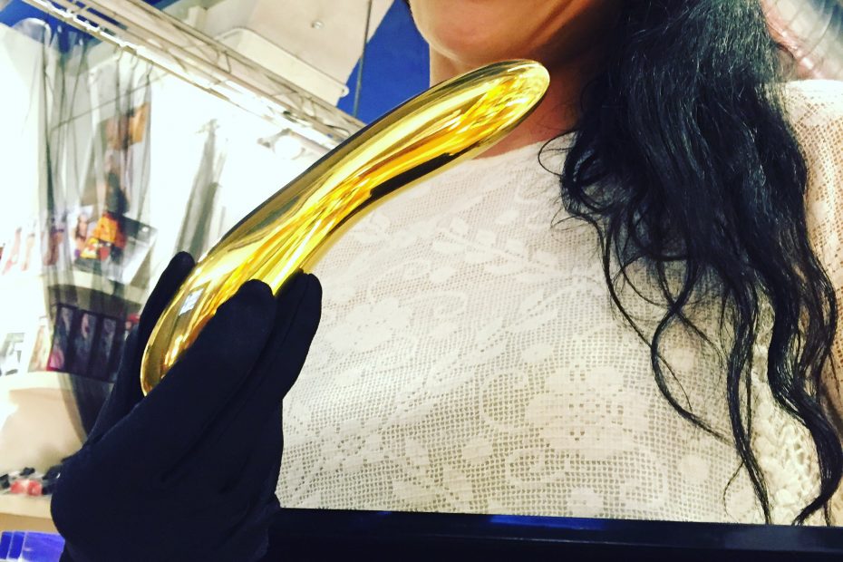 Roser amills con el beyonce de oro