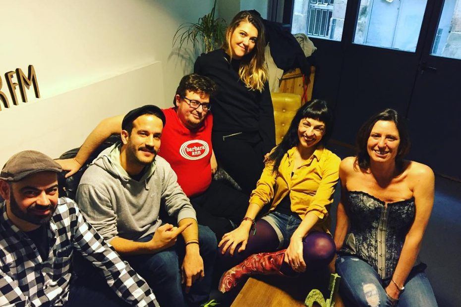 Roser Amills con su equipo en el programa de Radio Los danko a mil en Scanner FM