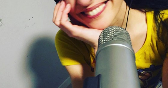 Roser Amills en su programa de radio de Scanner FM