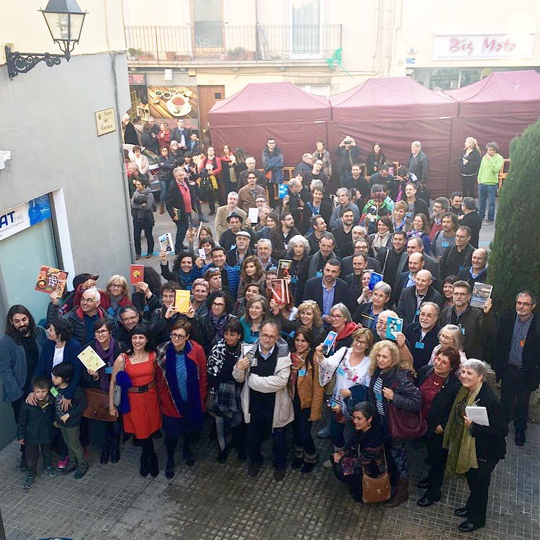 Foto de escritores libreria cutut
