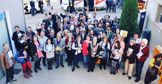 Gràcies al #berenar2016 a @ElCucutllibre demà comença #SantJordi2016 Ens veiem a #torroellademontgri a les 16:30h - Roser Amills, escritora mallorquina