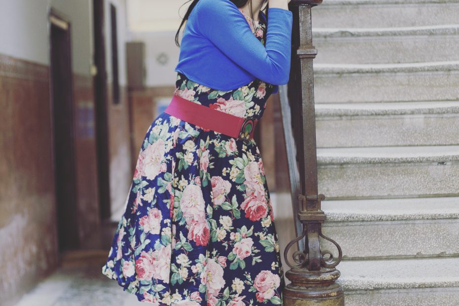 Roser Amills retrato Guy Aelbrecht escalera