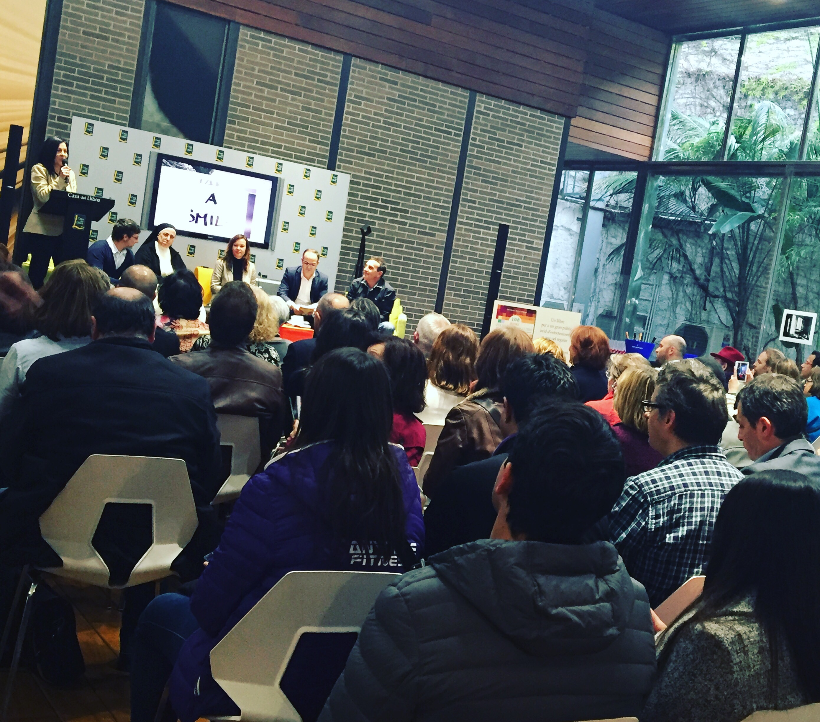 Sor Llucia Caram La Casa Del Librio