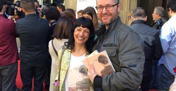He firmado dos ejemplares de La bachillera antes de salir del Gracias @ifbeditors - Roser Amills, escritora mallorquina