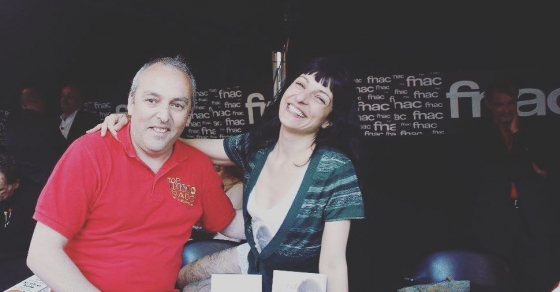 Y más ecos felices de Sant Jordi 2016. Se nota que estoy contenta? @ifbeditors - Roser Amills, escritora mallorquina