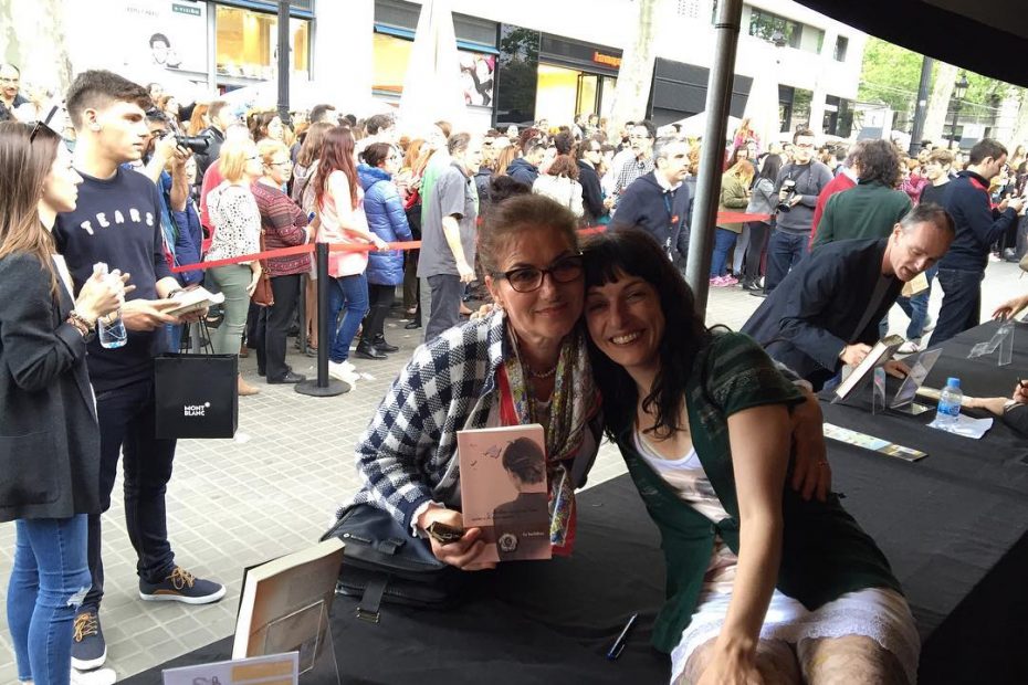 Roser Amills con Amira Bugarsky