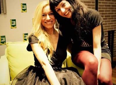 Roser Amills con Arantxa Coca