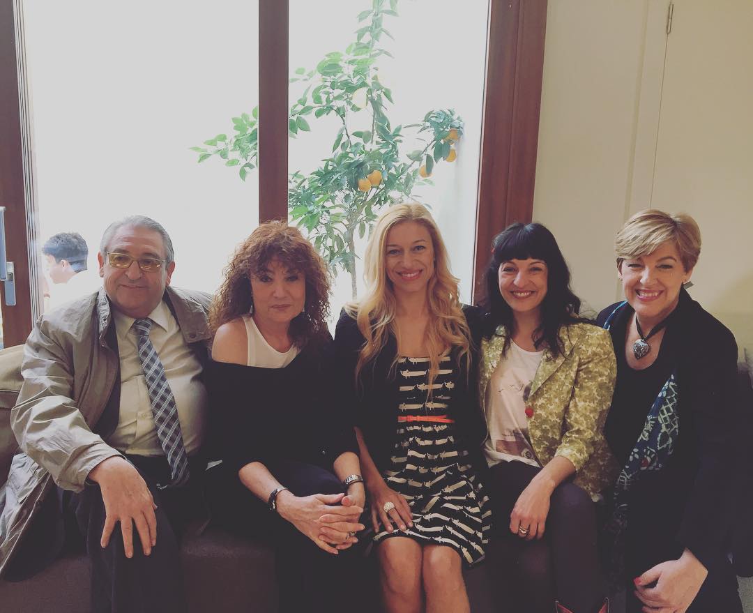 Roser Amills con Arantxa Coca y Pilar Pons Umbria en Sant Jordi