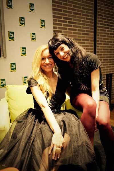 Roser Amills con Arantxa Coca