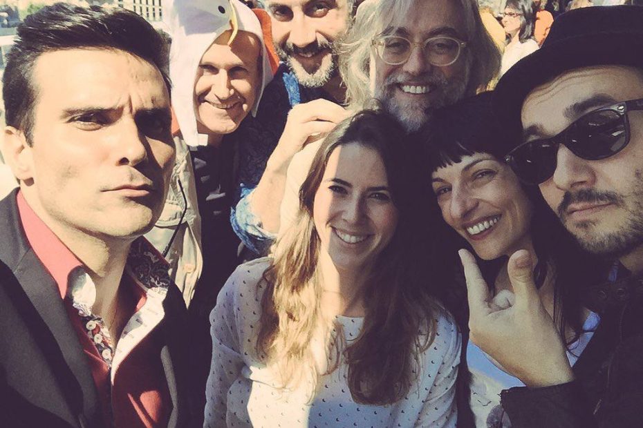 Roser Amills con Candela figueras, perez esquerdo, victor amela