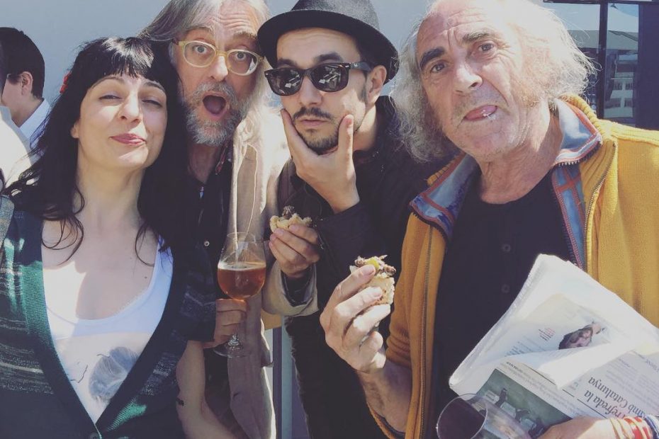 Roser Amills con Pau Riba, Jair Dominguez y Victor Amela