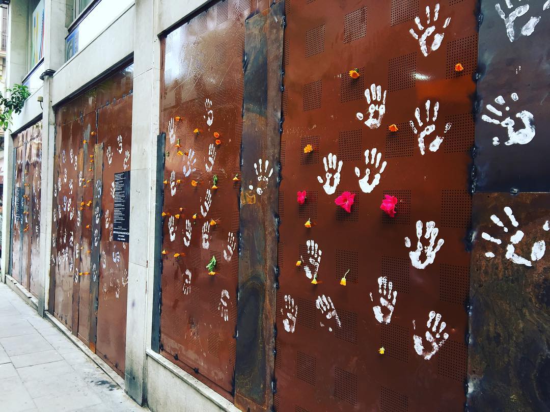 Flores en #bancexpropiat #elbancesdefensa #elbancesnostre